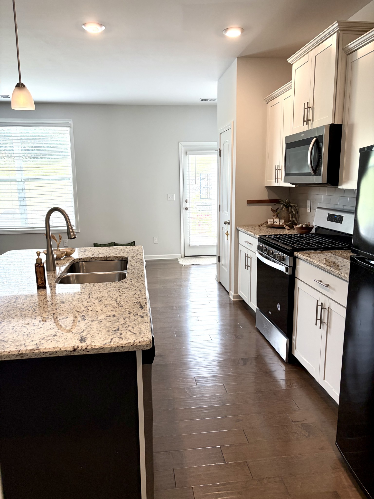 4155 Grapevine Loop Property Photo 12