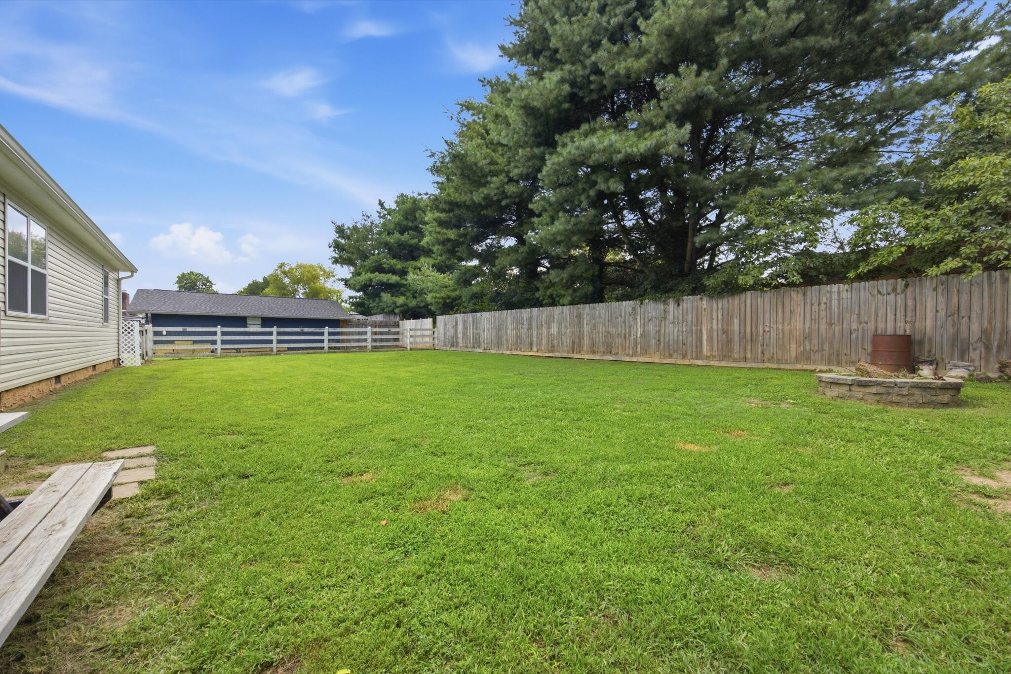 595 New Union Circle Property Photo 29