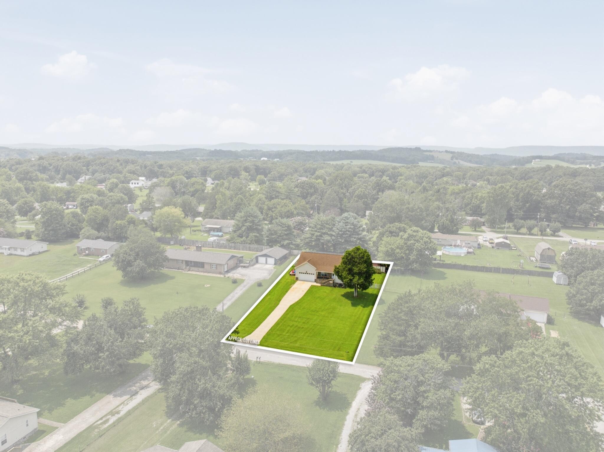 595 New Union Circle Property Photo 32