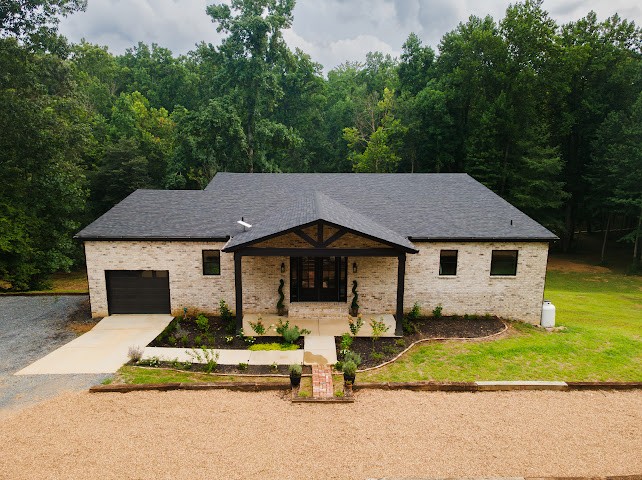6277 Gordon Lawrence Rd Property Photo 1