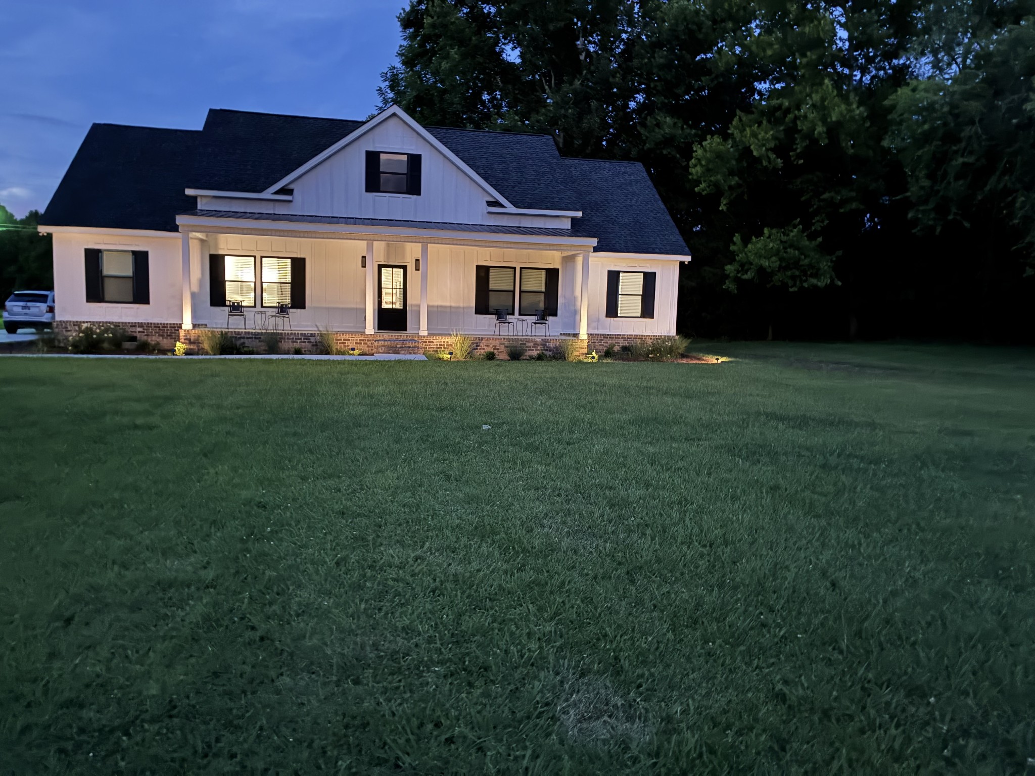1736 Barker Rd Property Photo 2