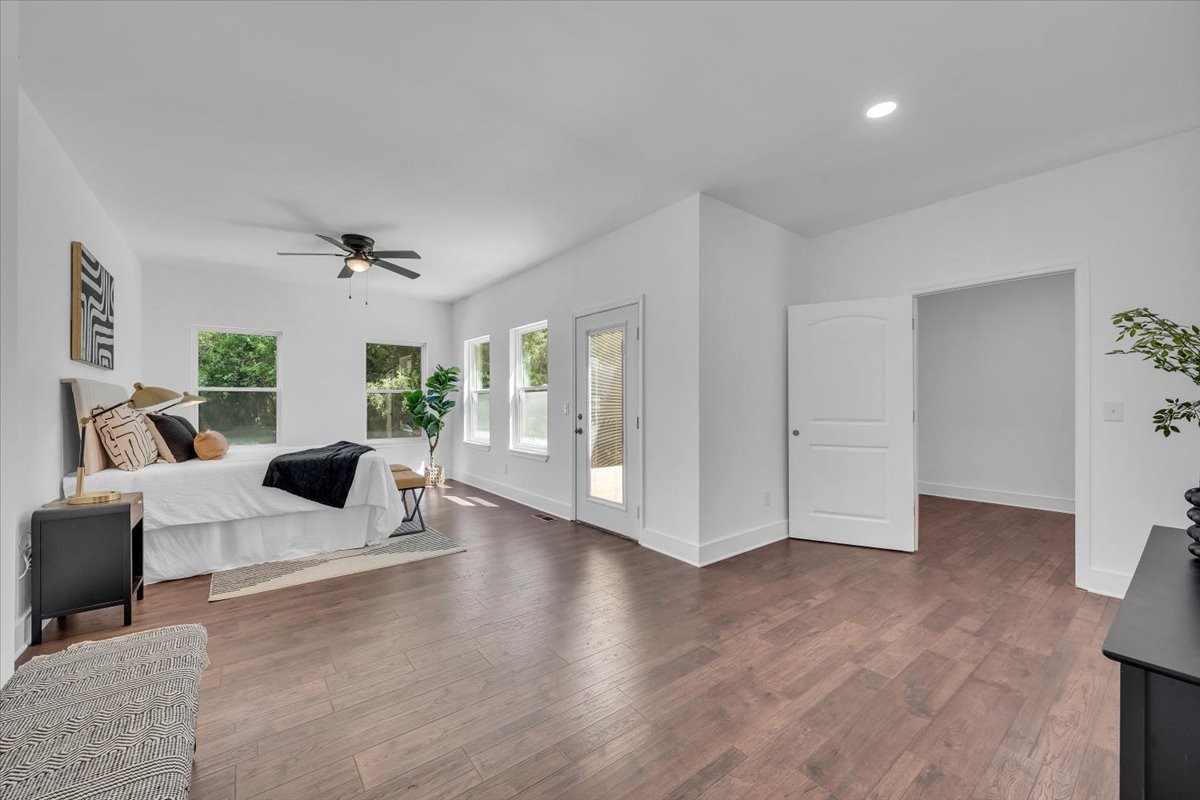 1736 Barker Rd Property Photo 16
