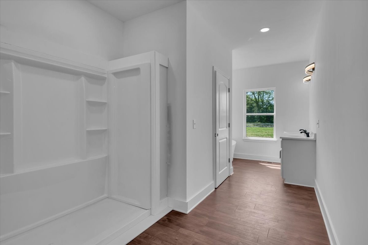 1736 Barker Rd Property Photo 22