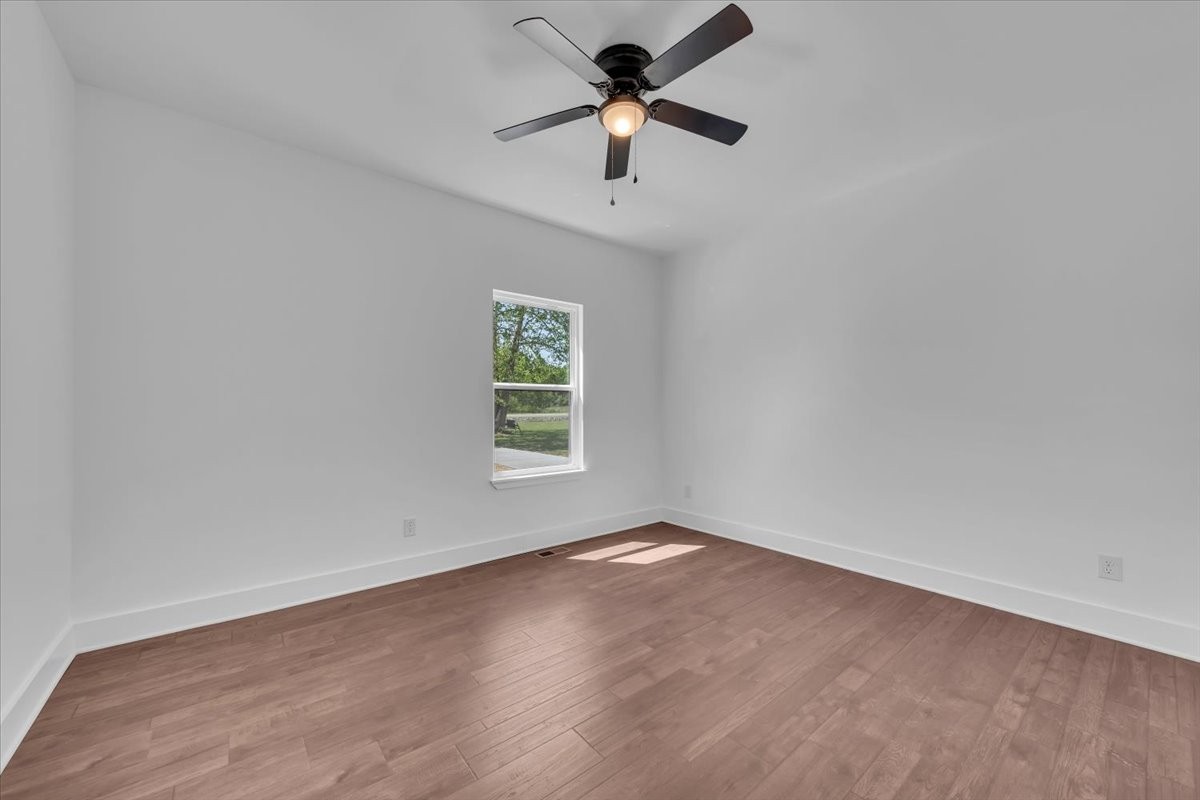 1736 Barker Rd Property Photo 28