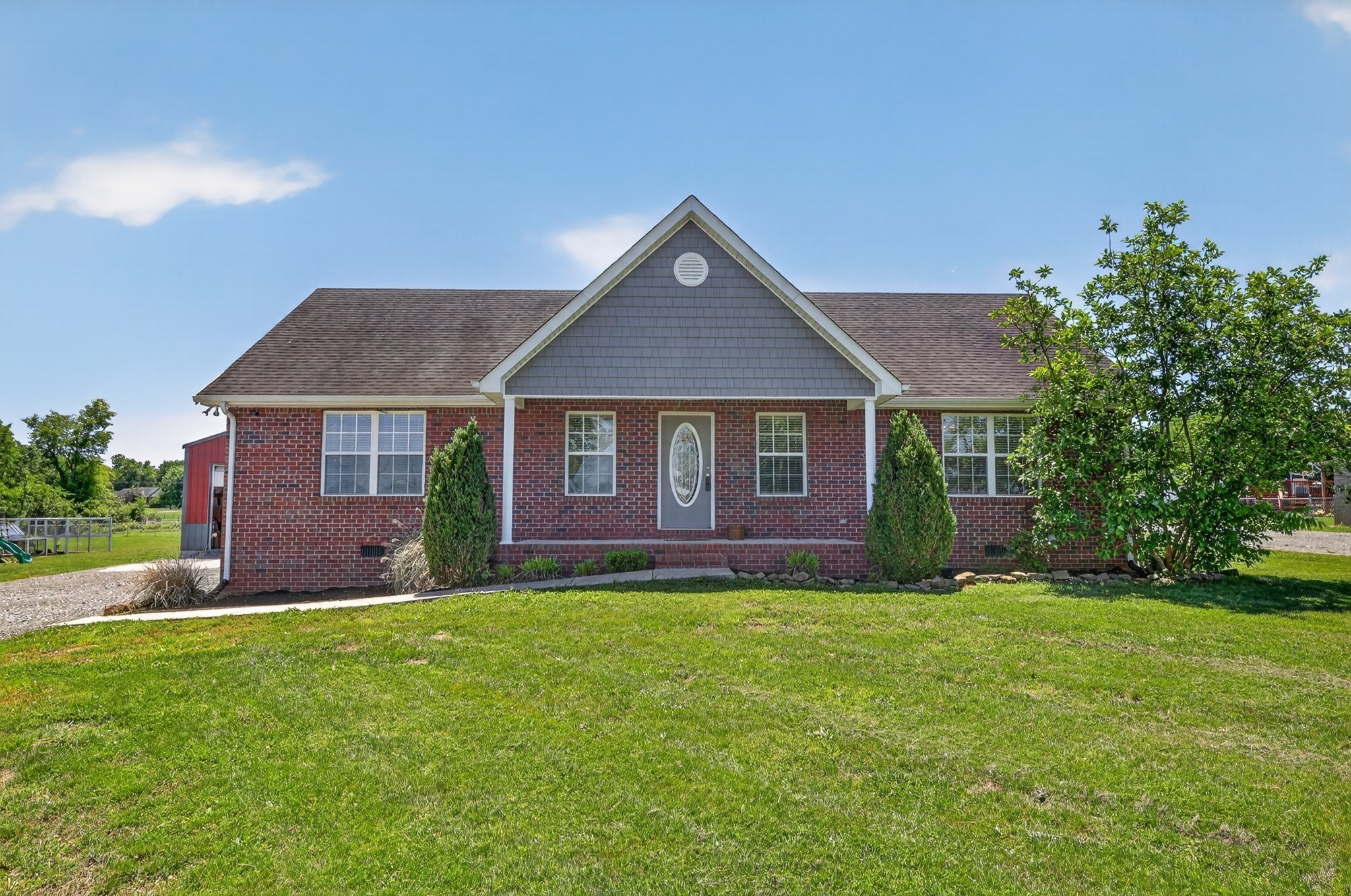 1014 Spire Way Dr Property Photo 1