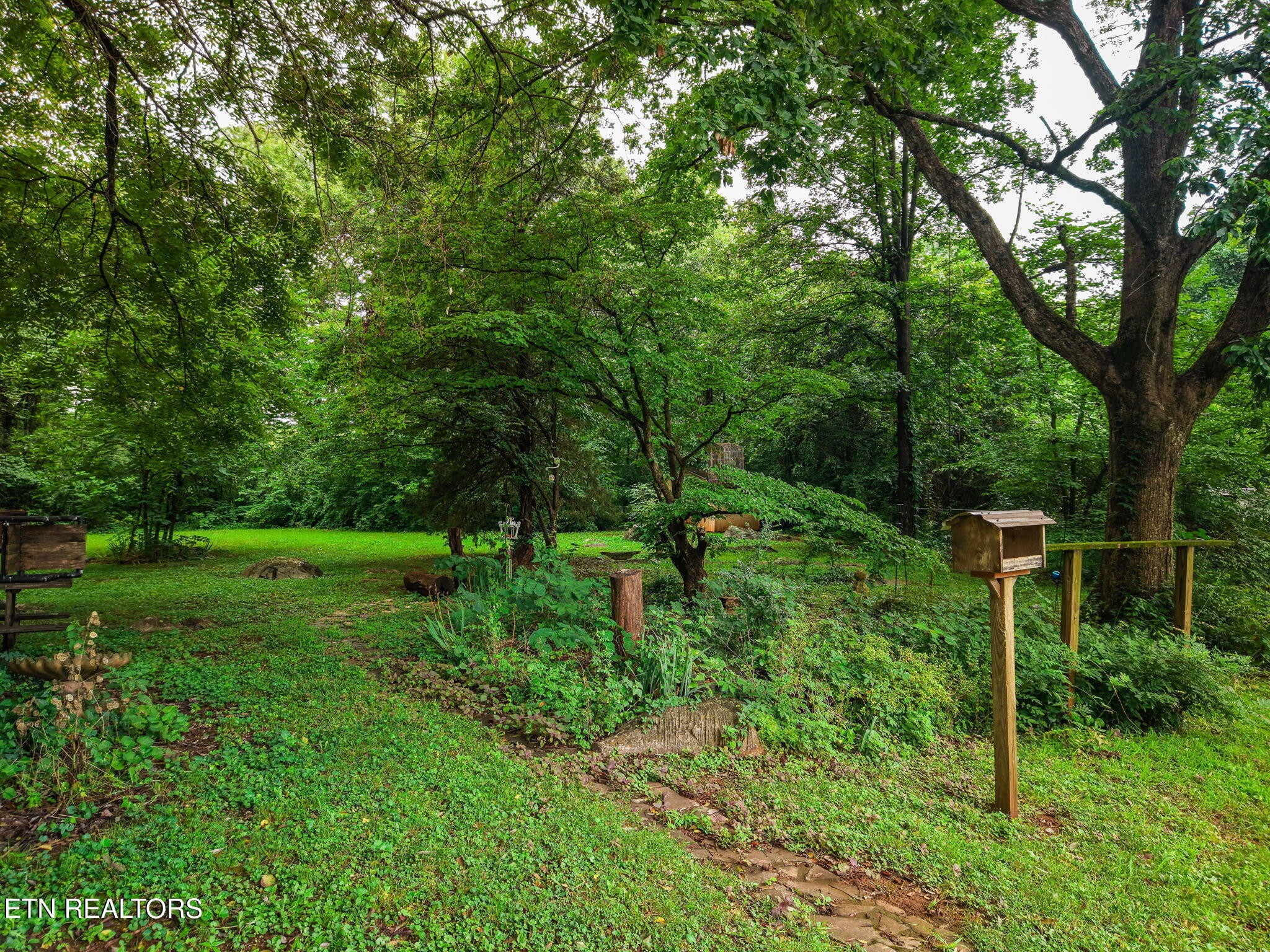679 N Wright Rd Property Photo 19