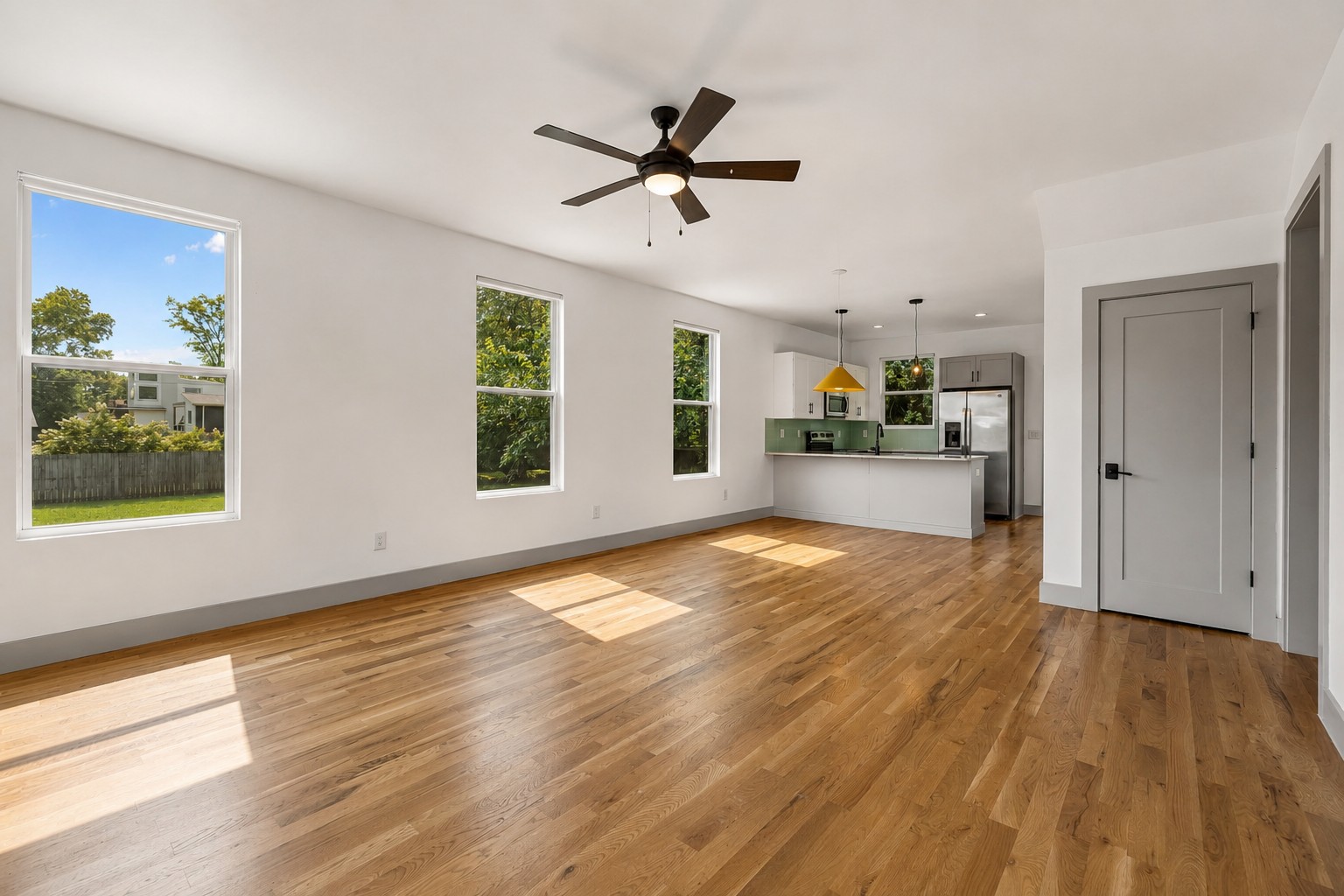 1204b Keller Ave Property Photo 4
