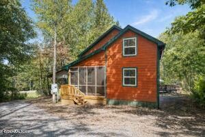 460 Sassafras Way Property Photo 1