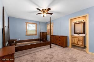 460 Sassafras Way Property Photo 8