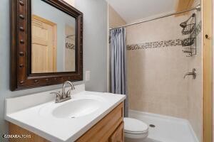 460 Sassafras Way Property Photo 14