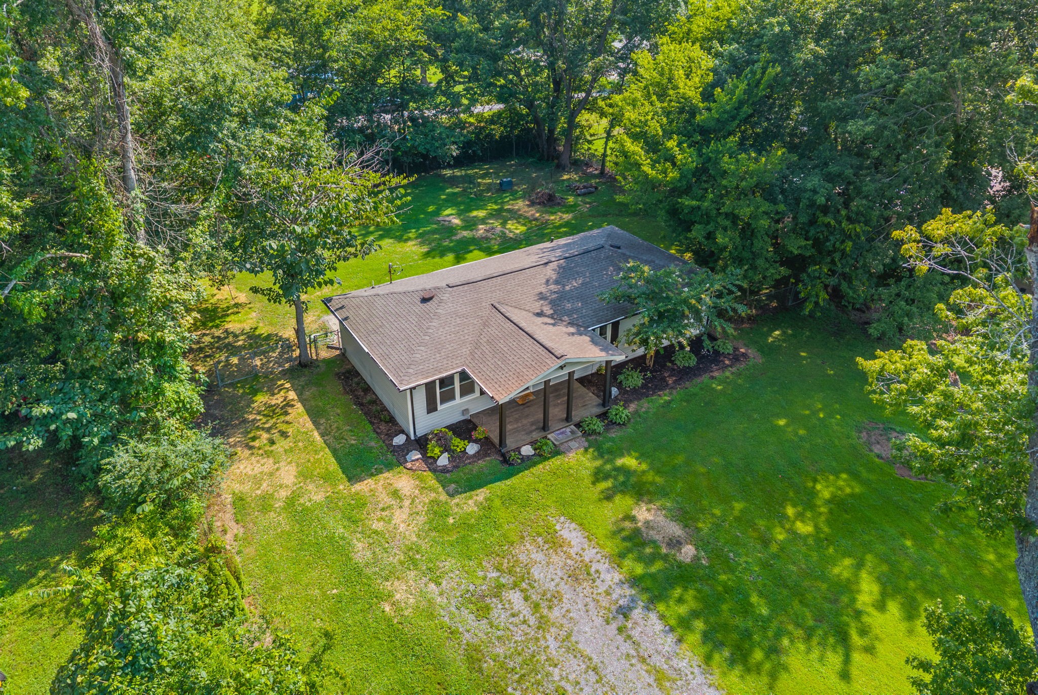 3594 Oakwood Rd Property Photo 1