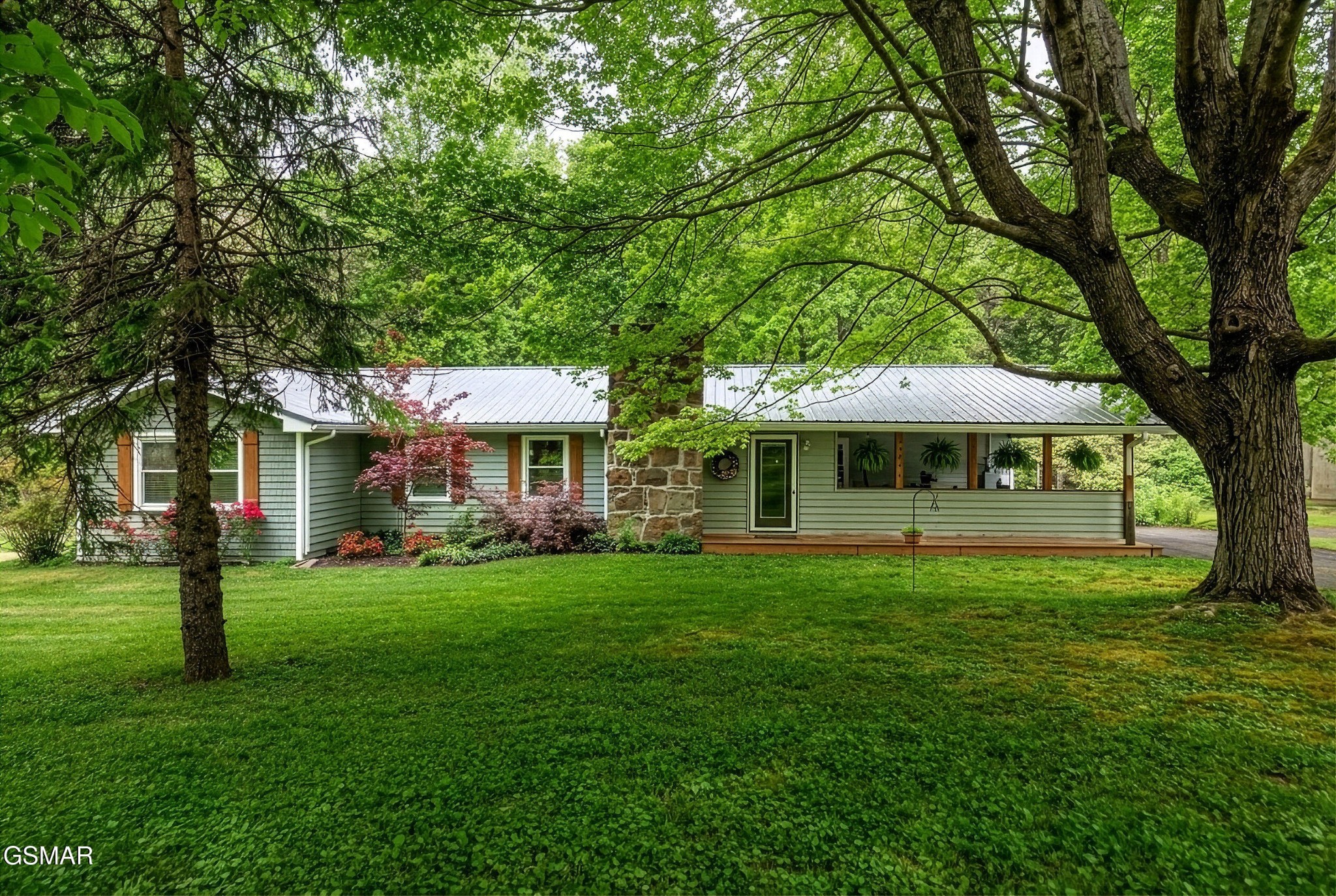 4527 E Scenic Drive Property Photo 1