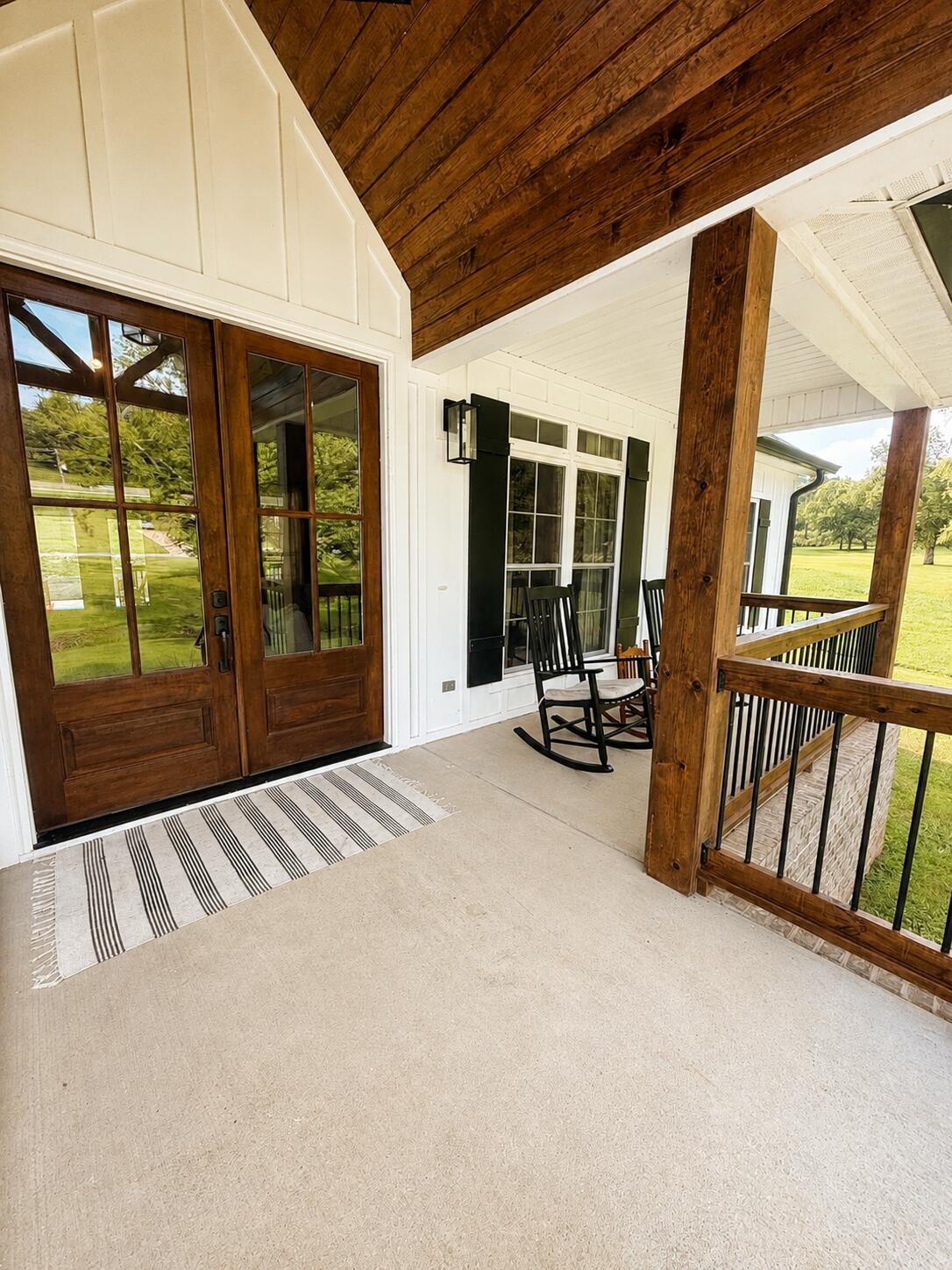 451 William Whitworth Rd Property Photo 6