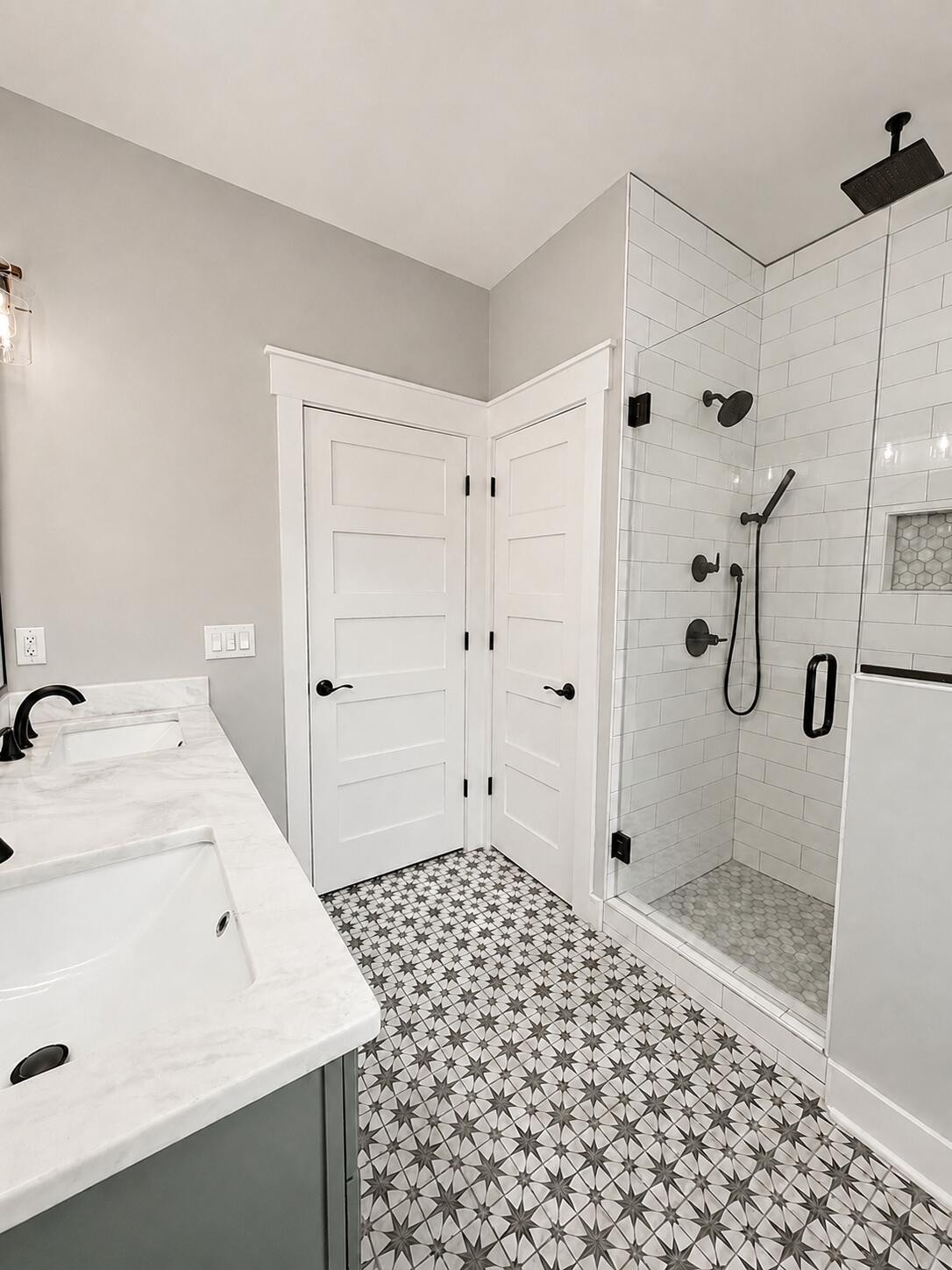 451 William Whitworth Rd Property Photo 28