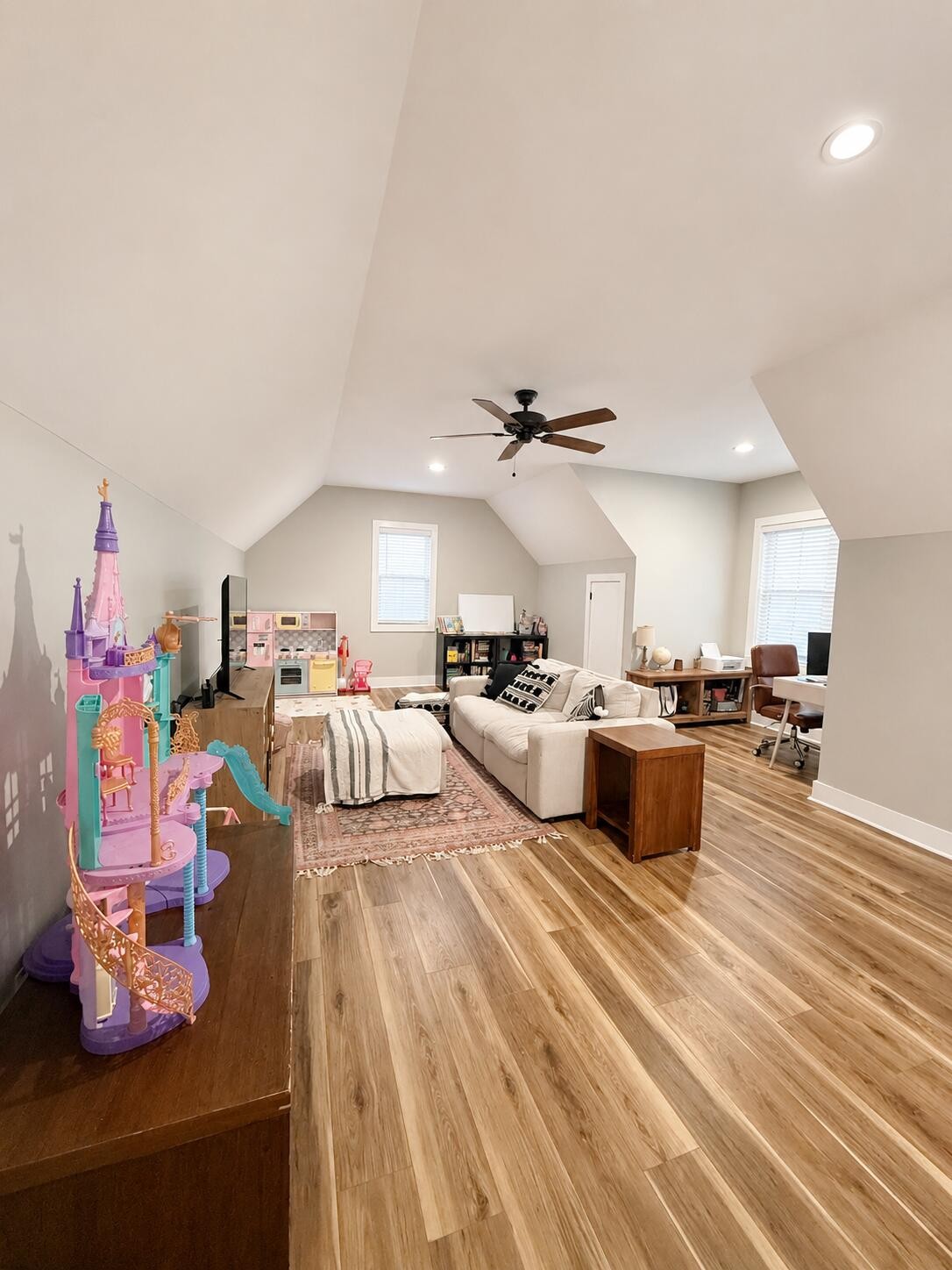 451 William Whitworth Rd Property Photo 42
