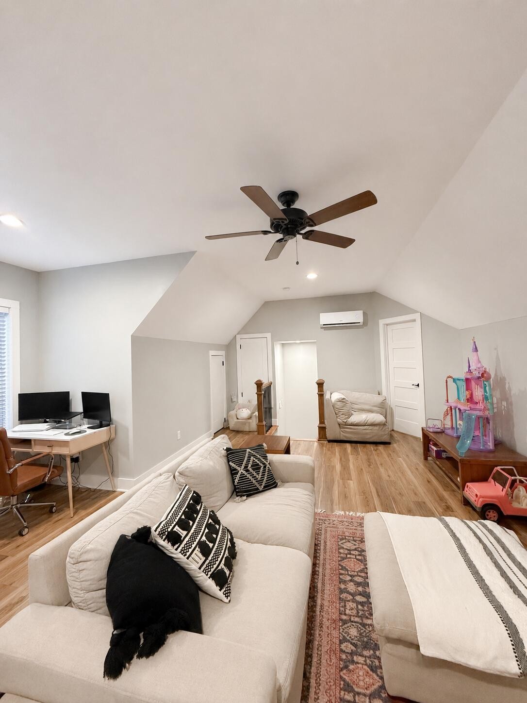 451 William Whitworth Rd Property Photo 45