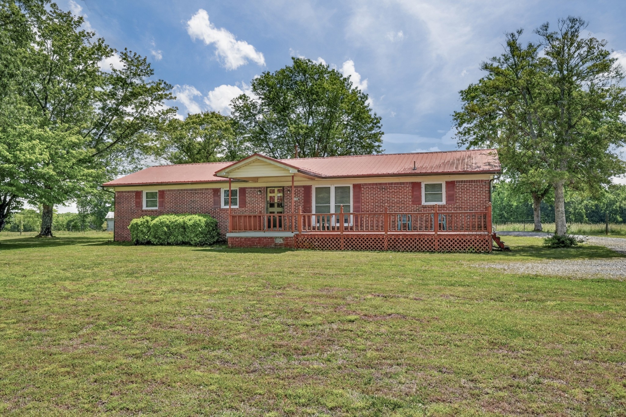2126 Ardmore Hwy Property Photo 3