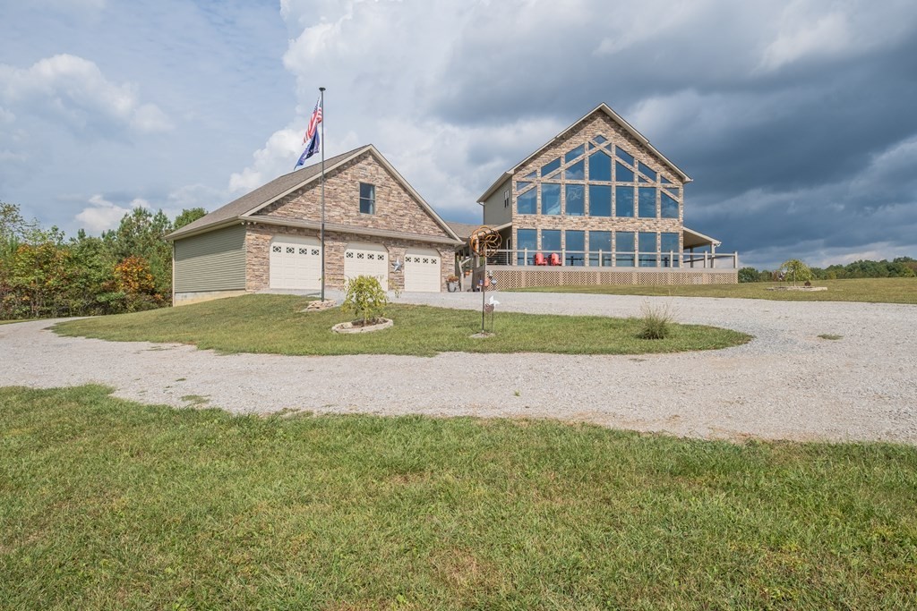 4700 Honey Creek Loop Rd Property Photo 1