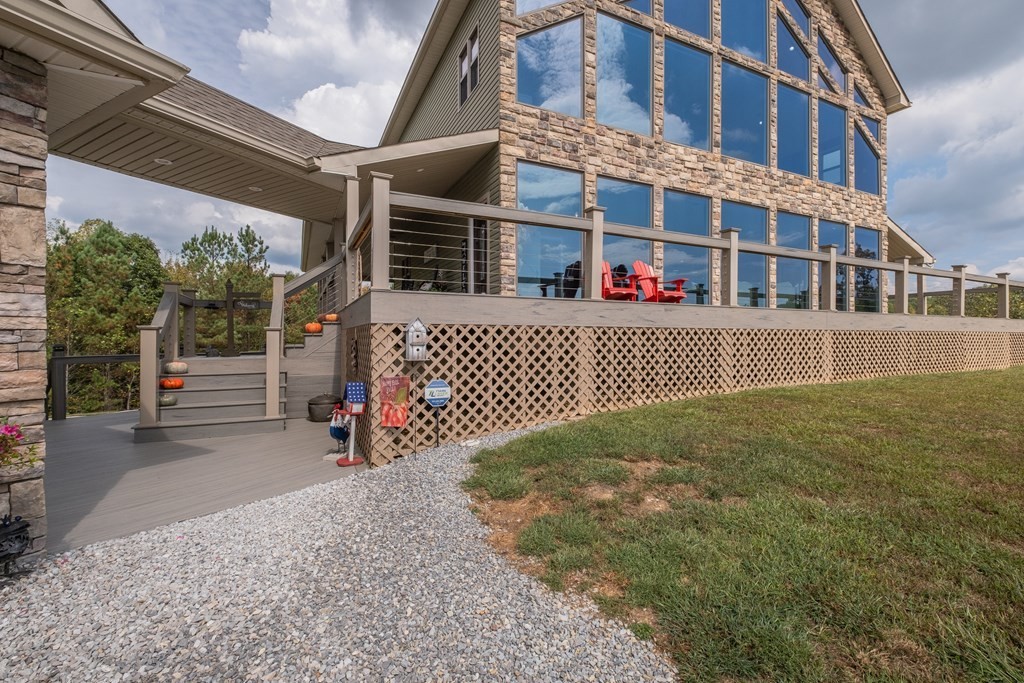 4700 Honey Creek Loop Rd Property Photo 6