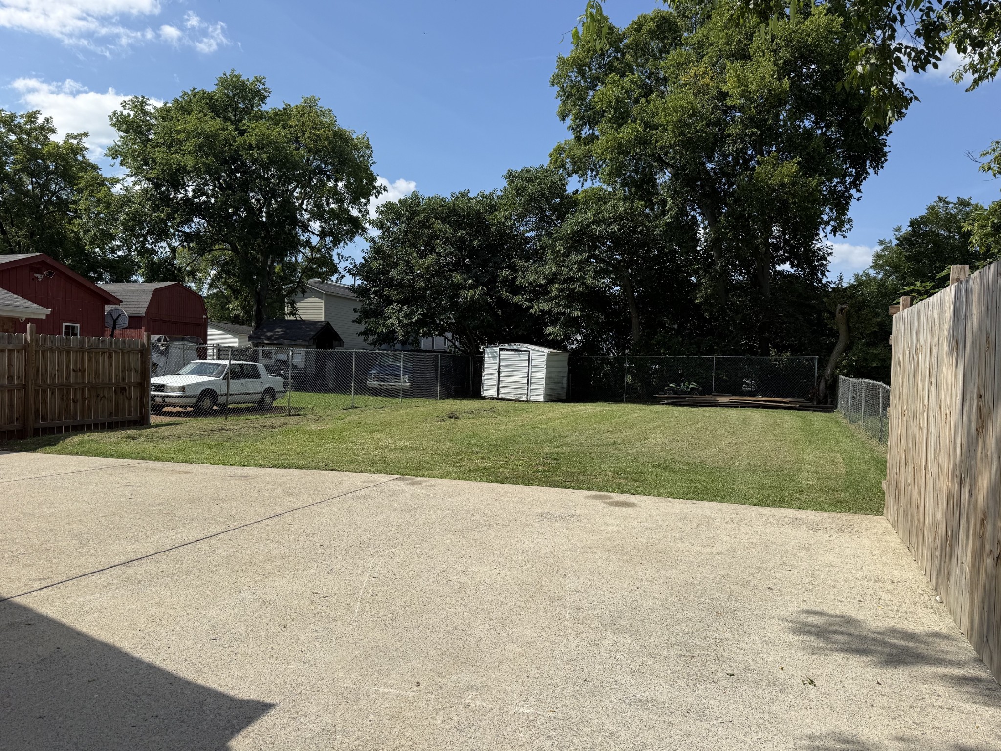 221 Duling Ave Property Photo 6