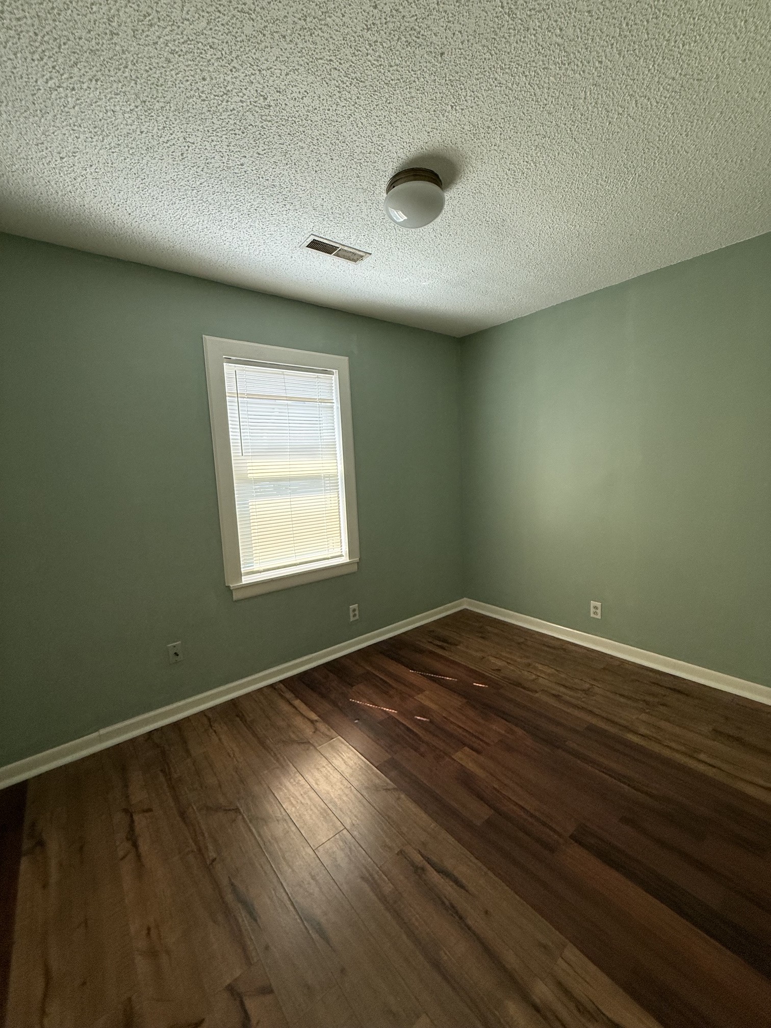 221 Duling Ave Property Photo 15