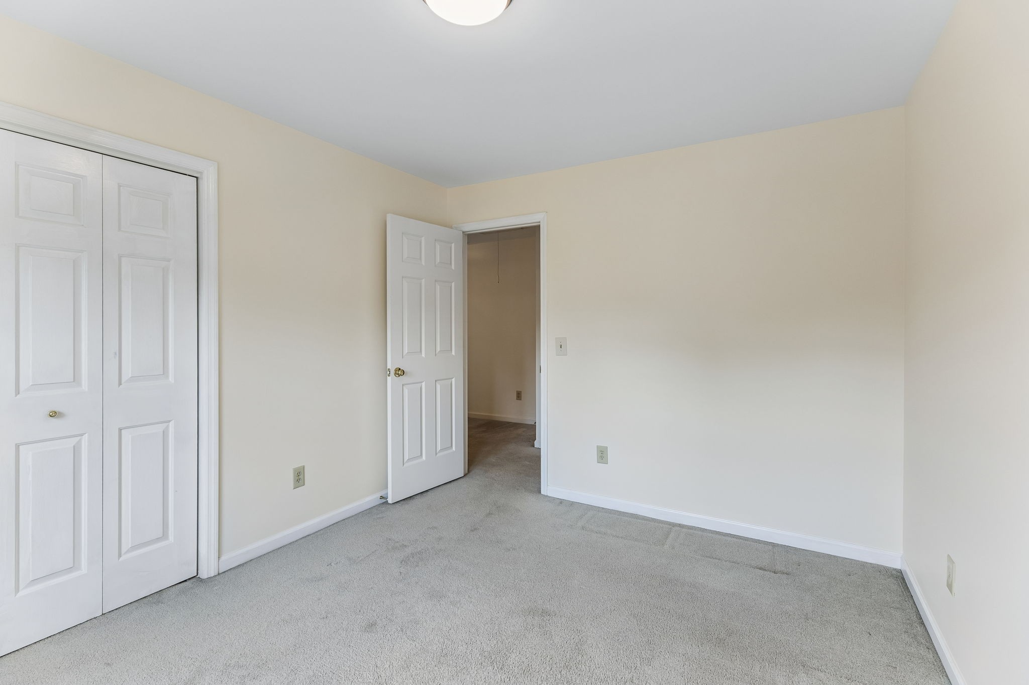 4348 Cambridge Dr Property Photo 24