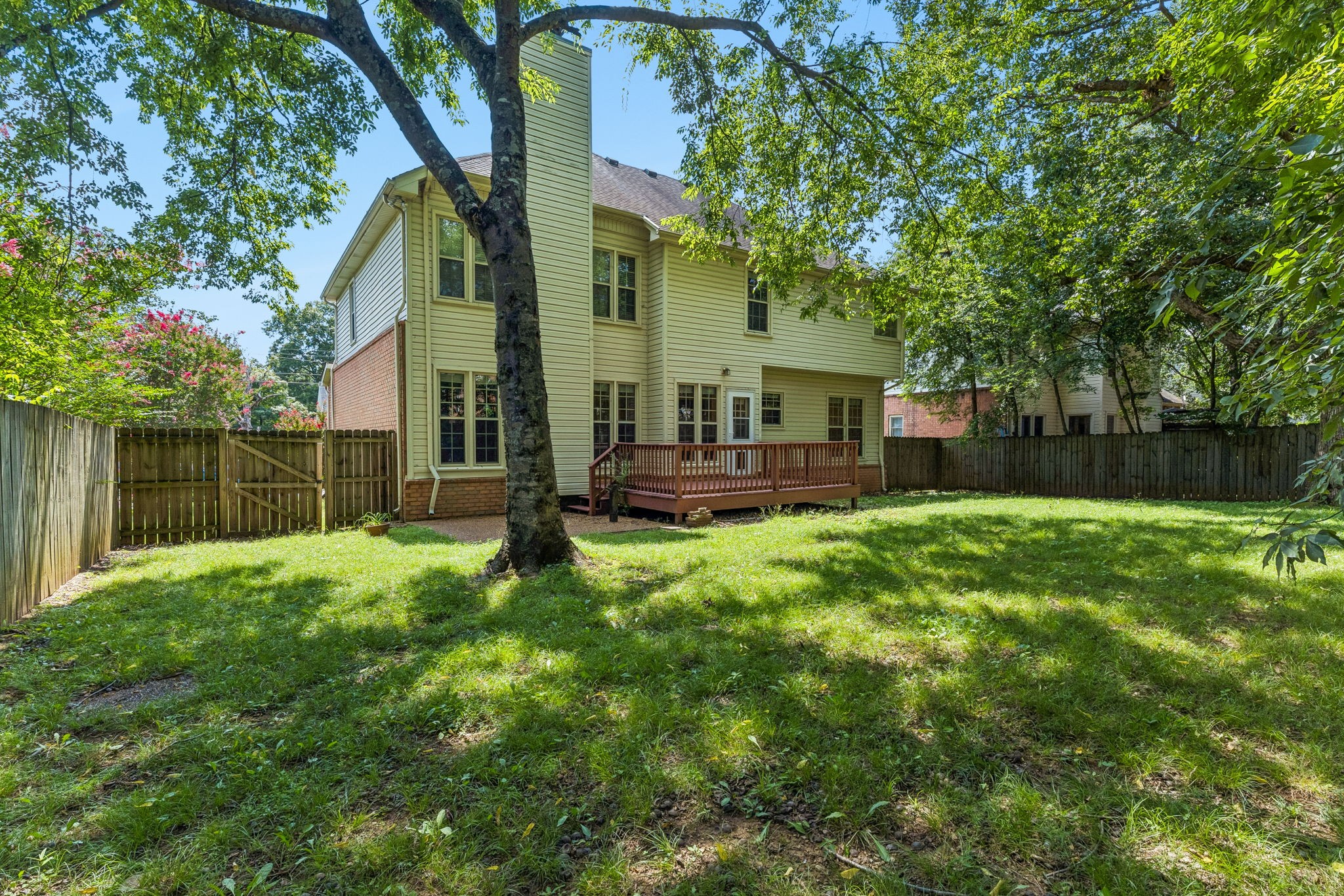 4348 Cambridge Dr Property Photo 32