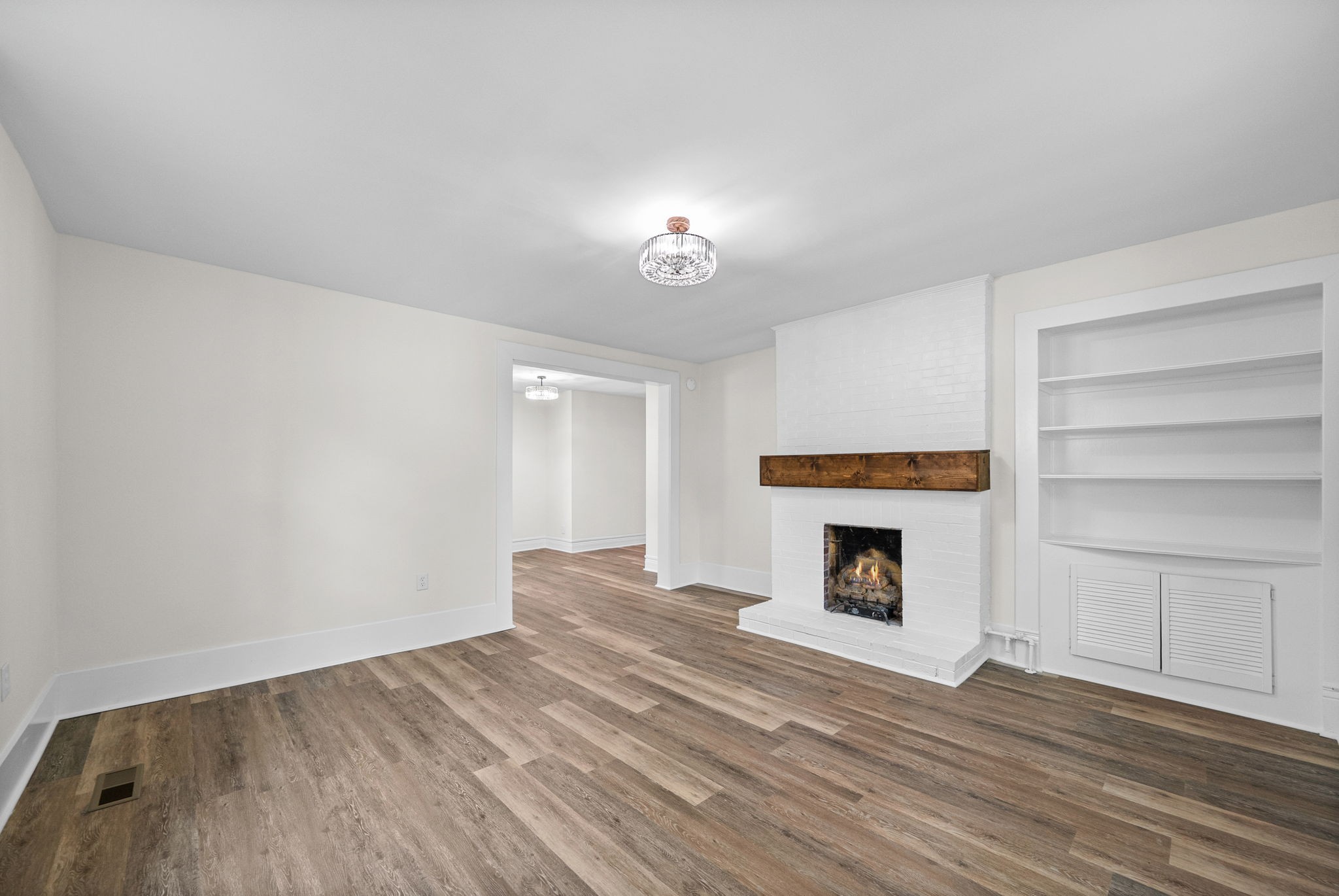 363 Third St Property Photo 6