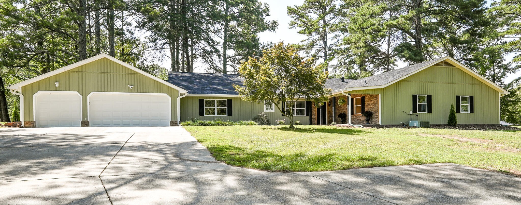 348 Marina Drive, Nw Property Photo 1