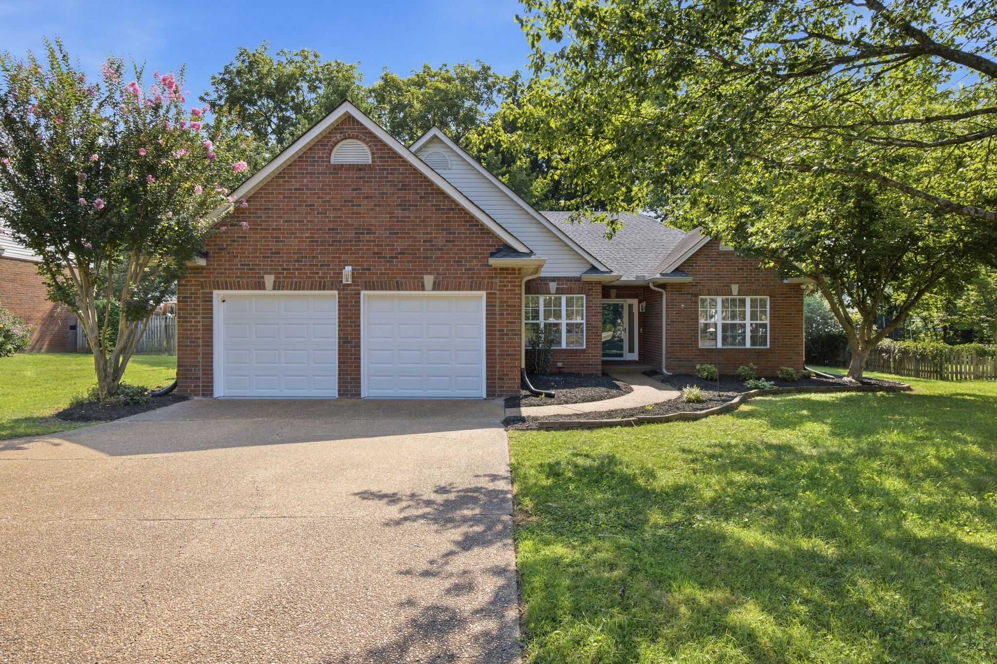 2646 Churchill Dr