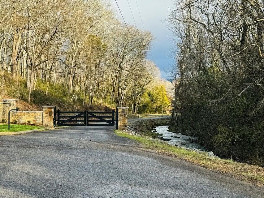 9698 River Ridge Drive Property Photo 1