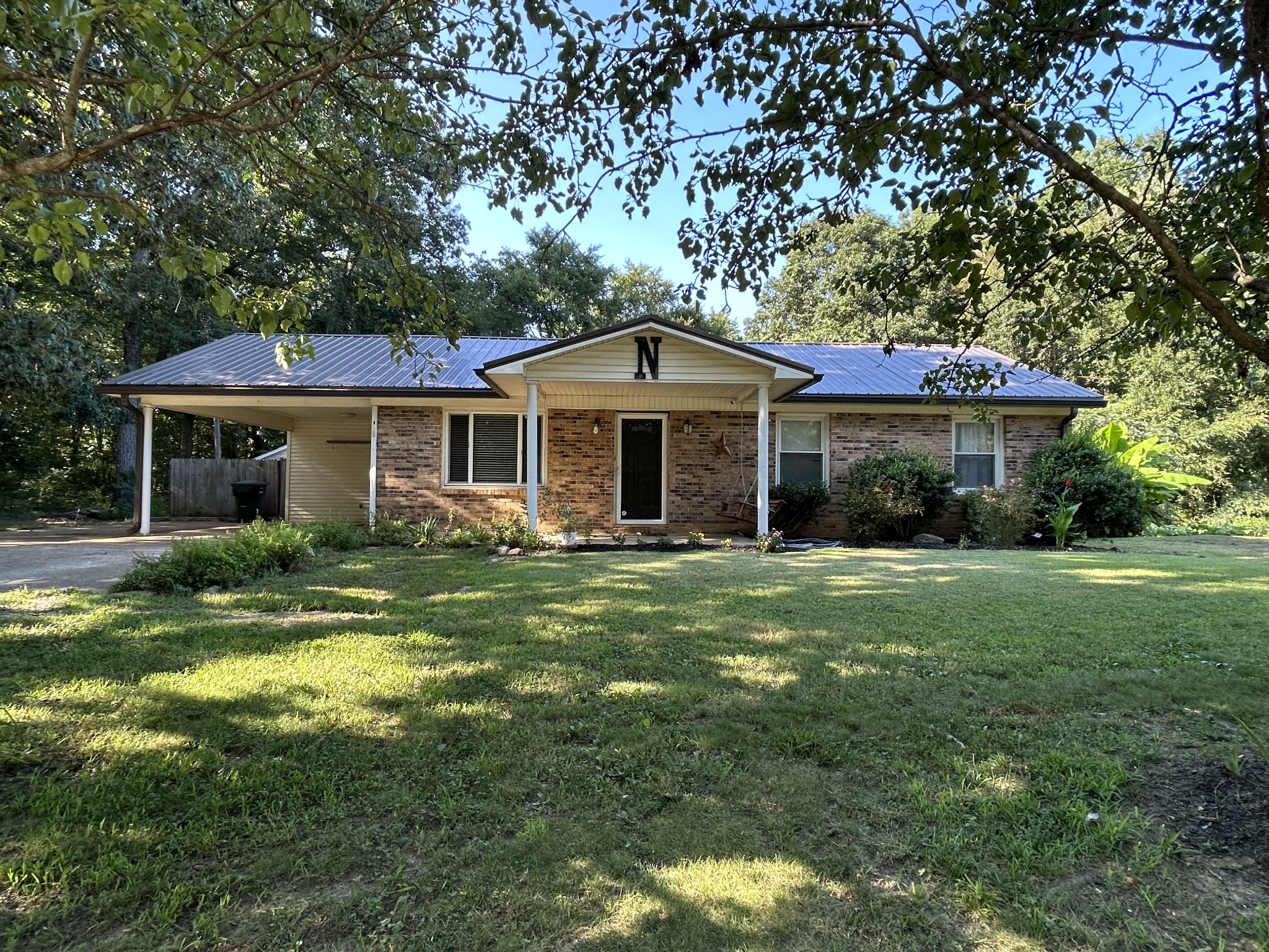106 Shore Dr Property Photo 3