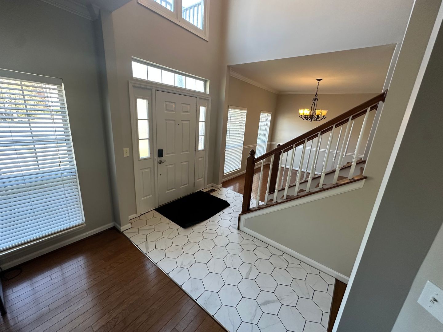 2402 Brookstone Pl Property Photo 4