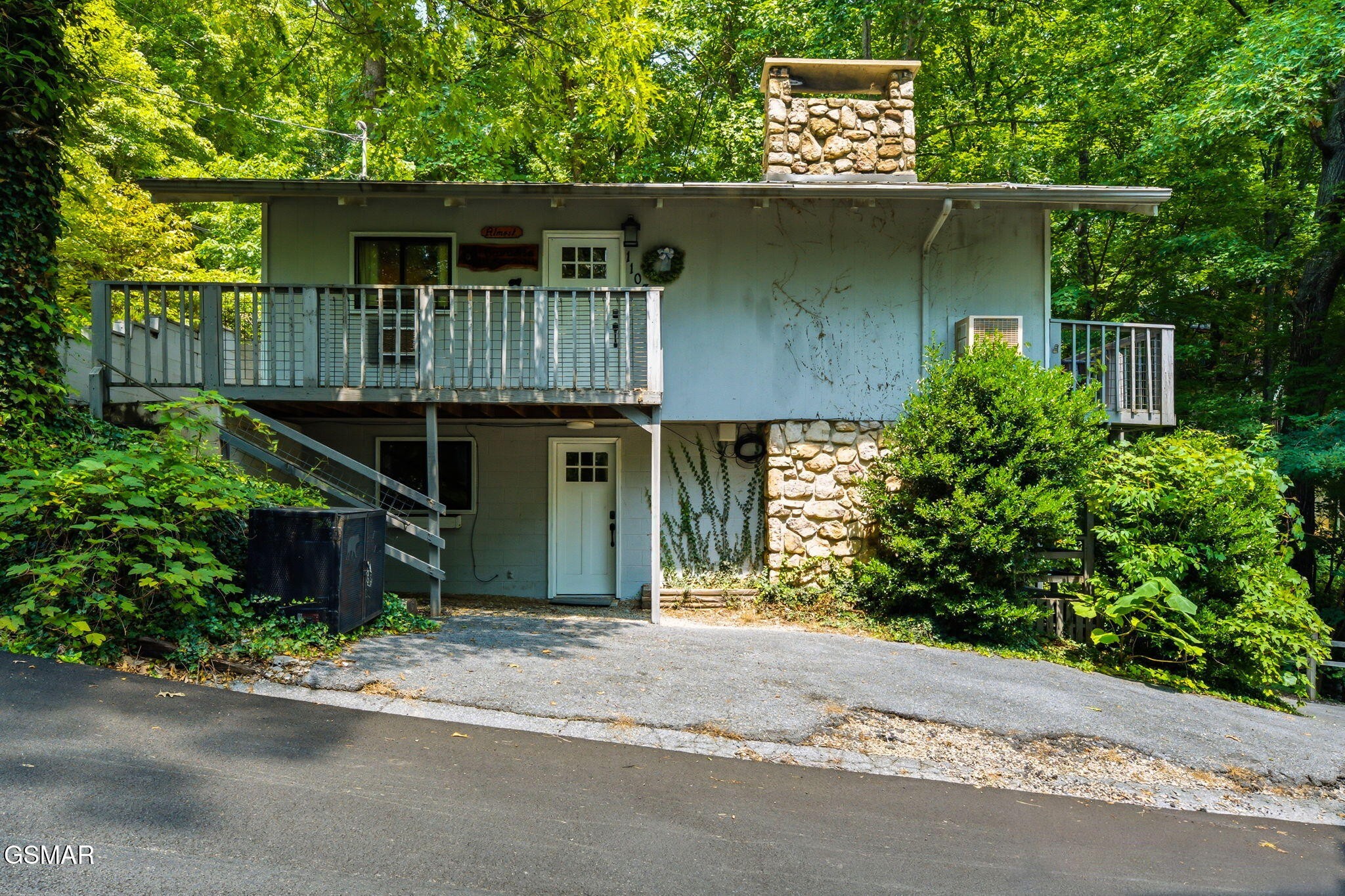 1103 Alpenrose Road Property Photo 1