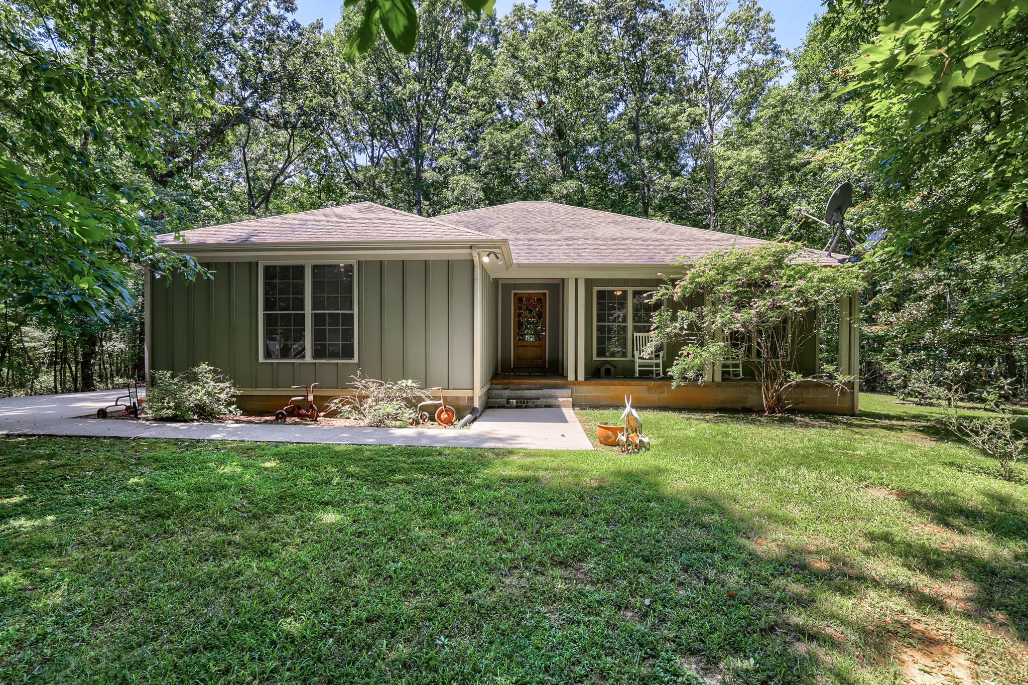 60 Lightning Bug Ln Property Photo 1