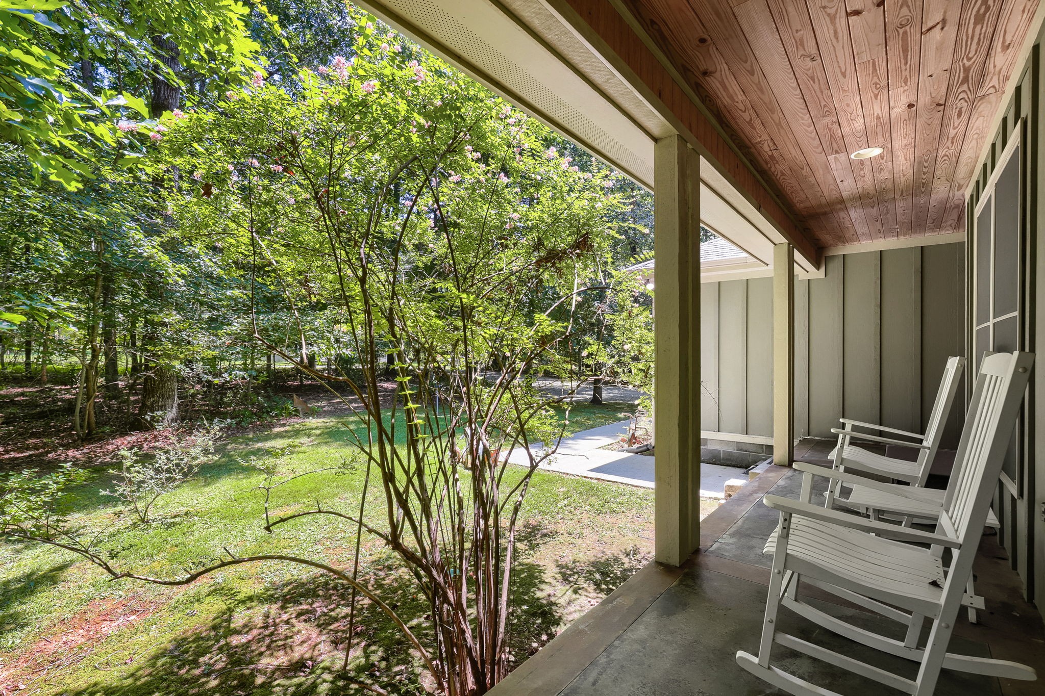 60 Lightning Bug Ln Property Photo 4