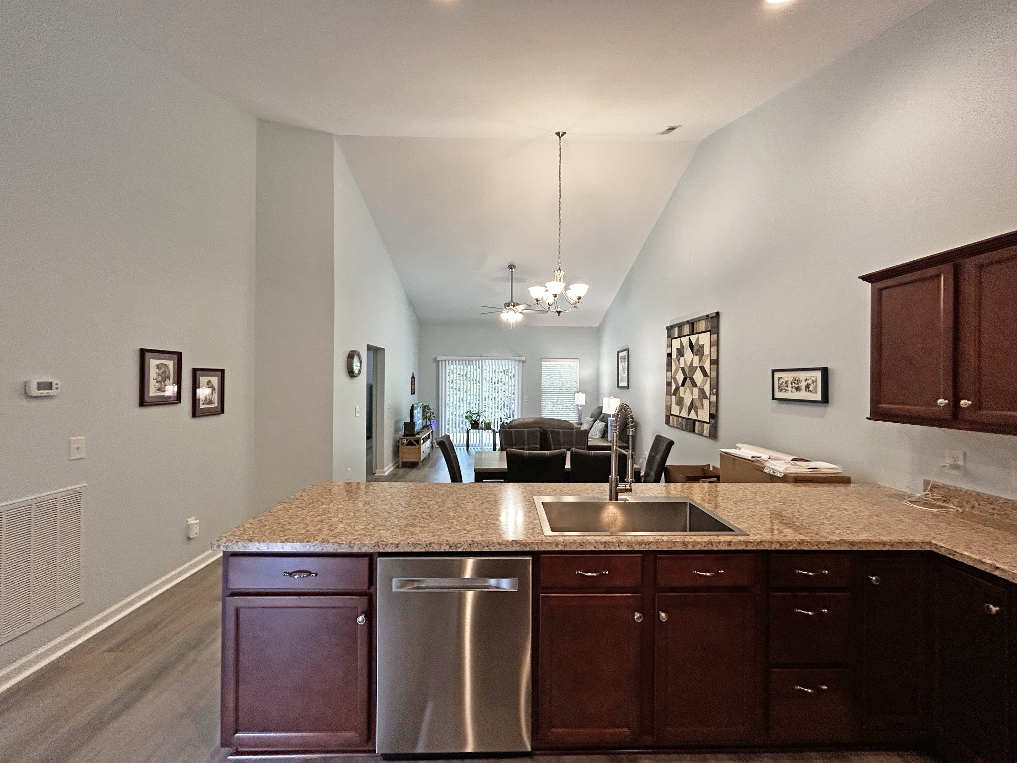 395 Devon Chase Hl Property Photo 8