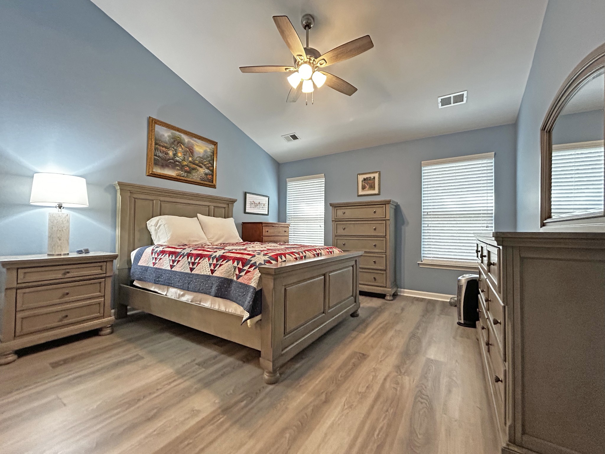 395 Devon Chase Hl Property Photo 11