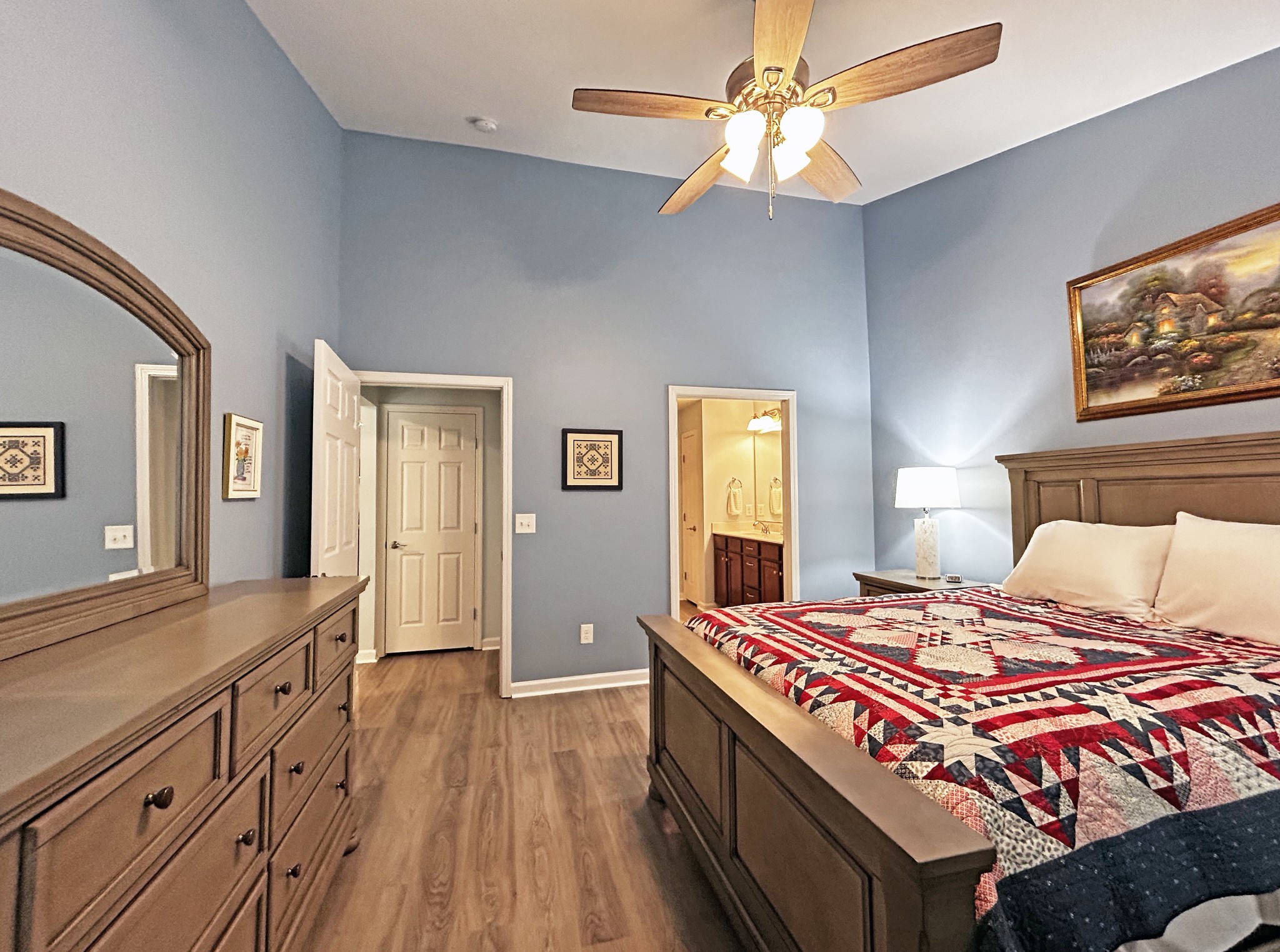 395 Devon Chase Hl Property Photo 12