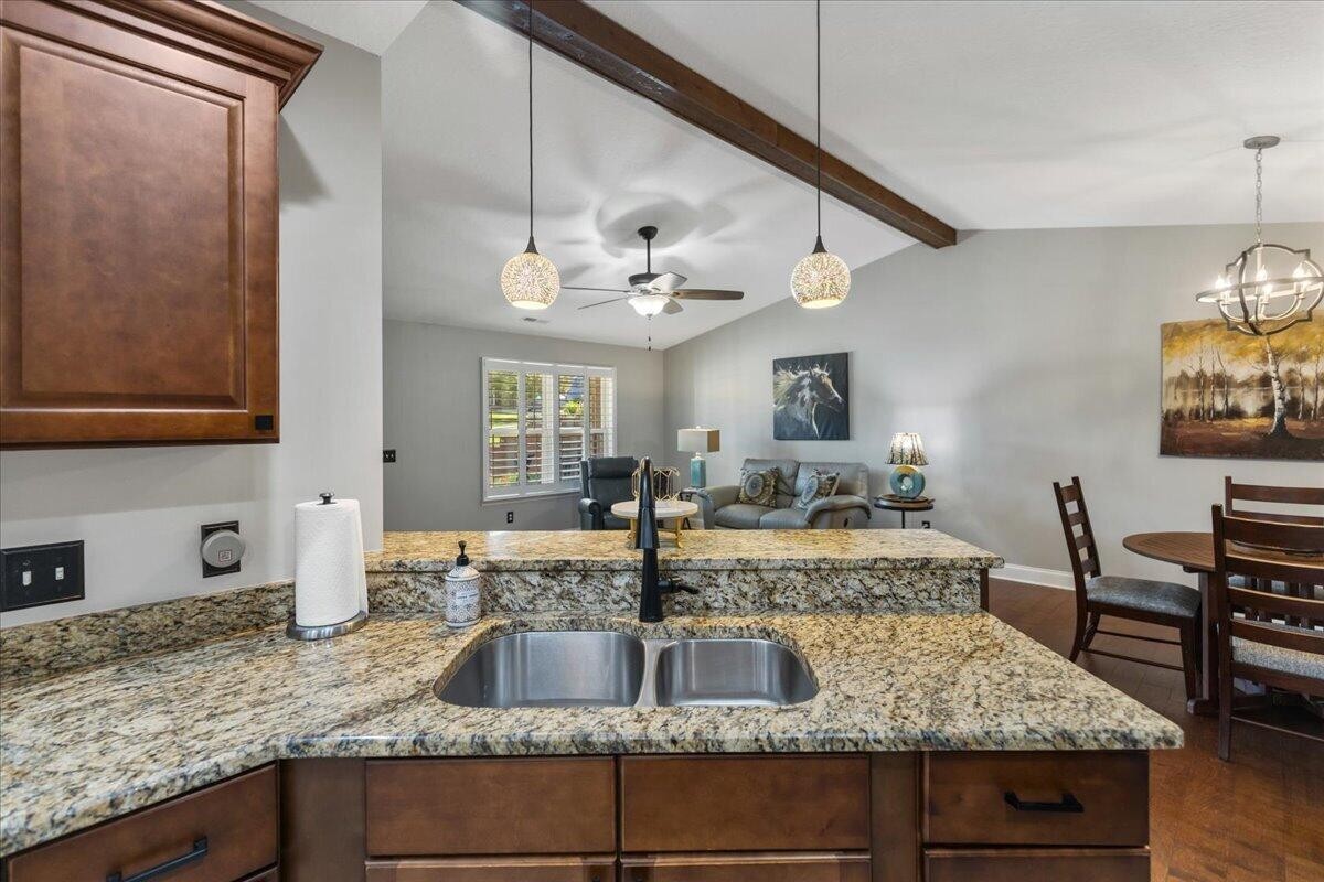 1721 Chelsa Drive, Ne Property Photo 14