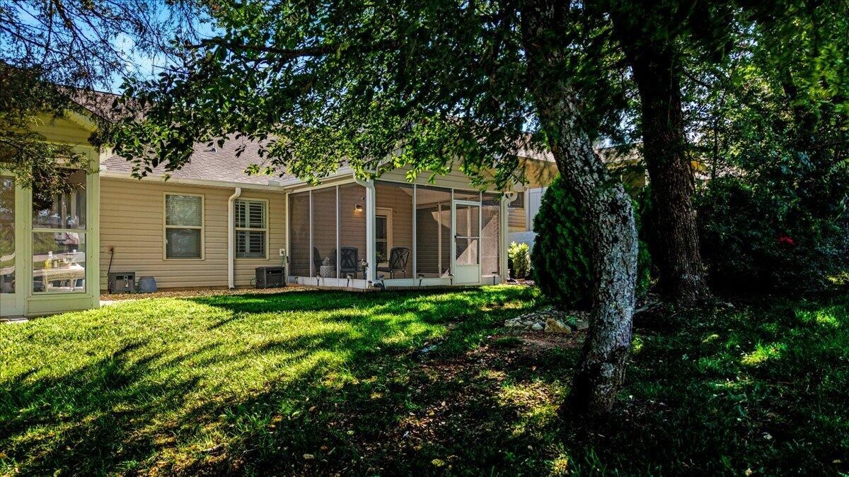 1721 Chelsa Drive, Ne Property Photo 31