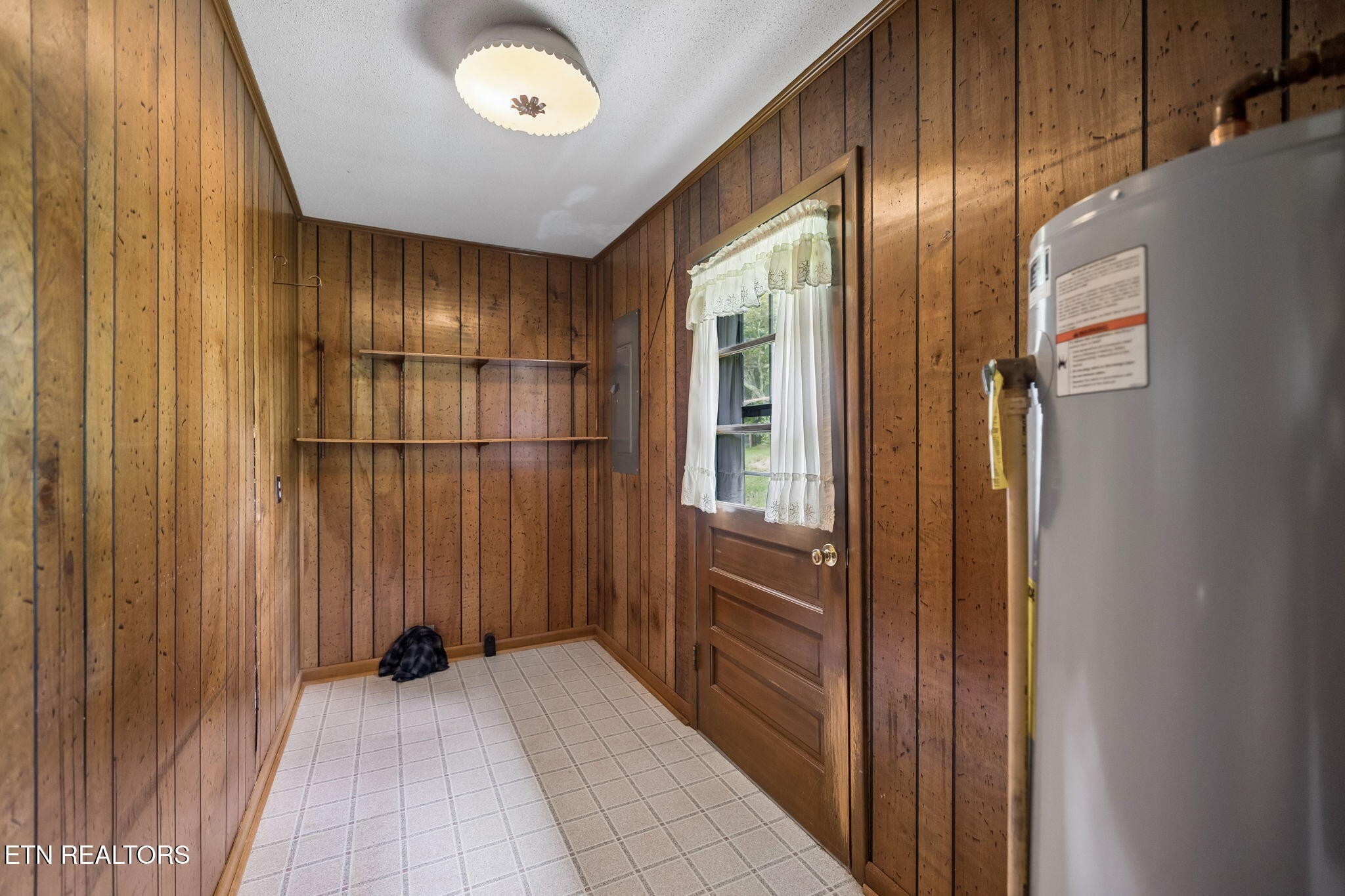 521 E Sunset Property Photo 8