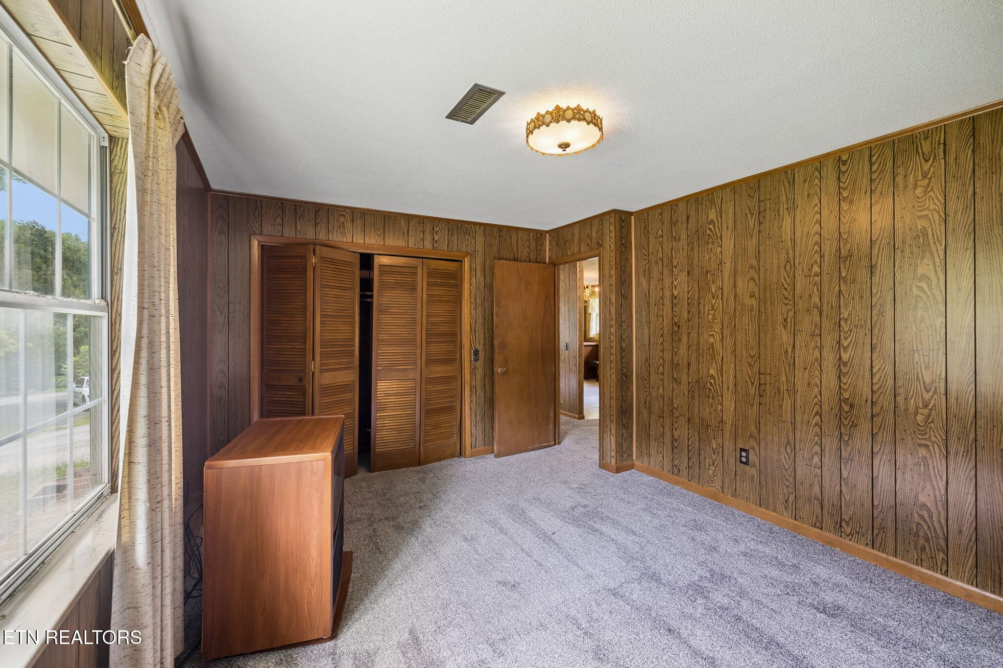 521 E Sunset Property Photo 16
