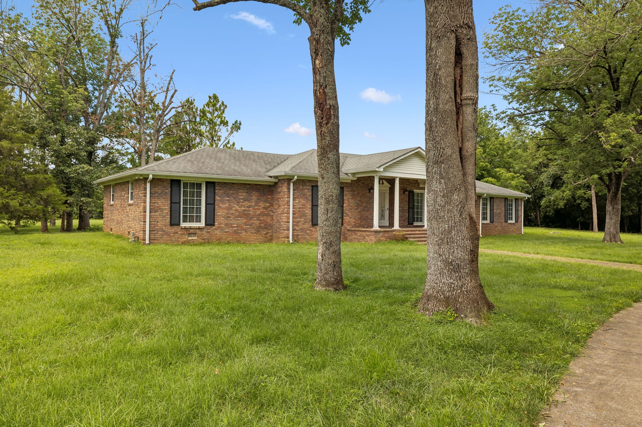1929 Hickory Ridge Rd Property Photo 7