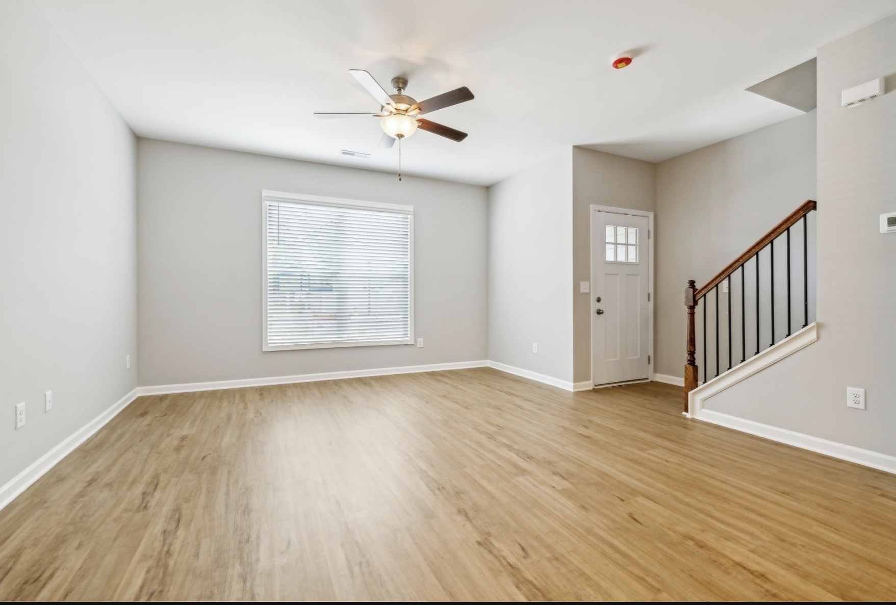 121 Floyd Jct Property Photo 4