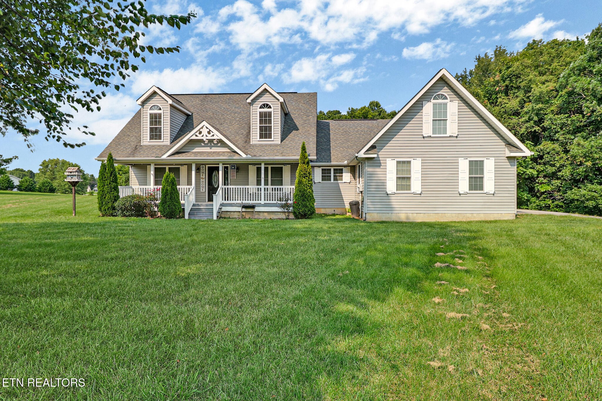 246 Autumn Drive Property Photo 1