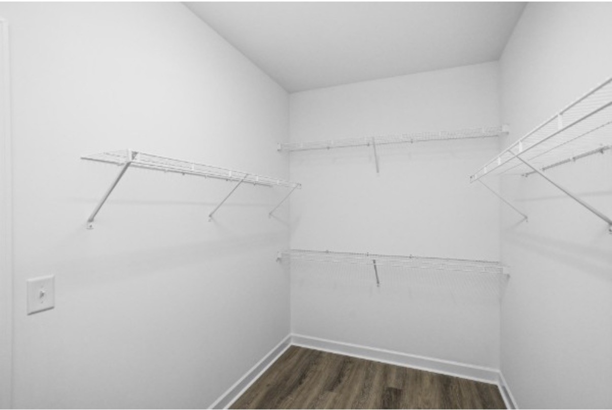 5021 Salient Dr Property Photo 24