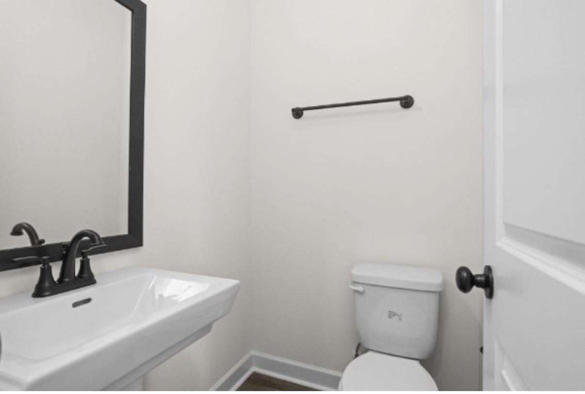 5021 Salient Dr Property Photo 27