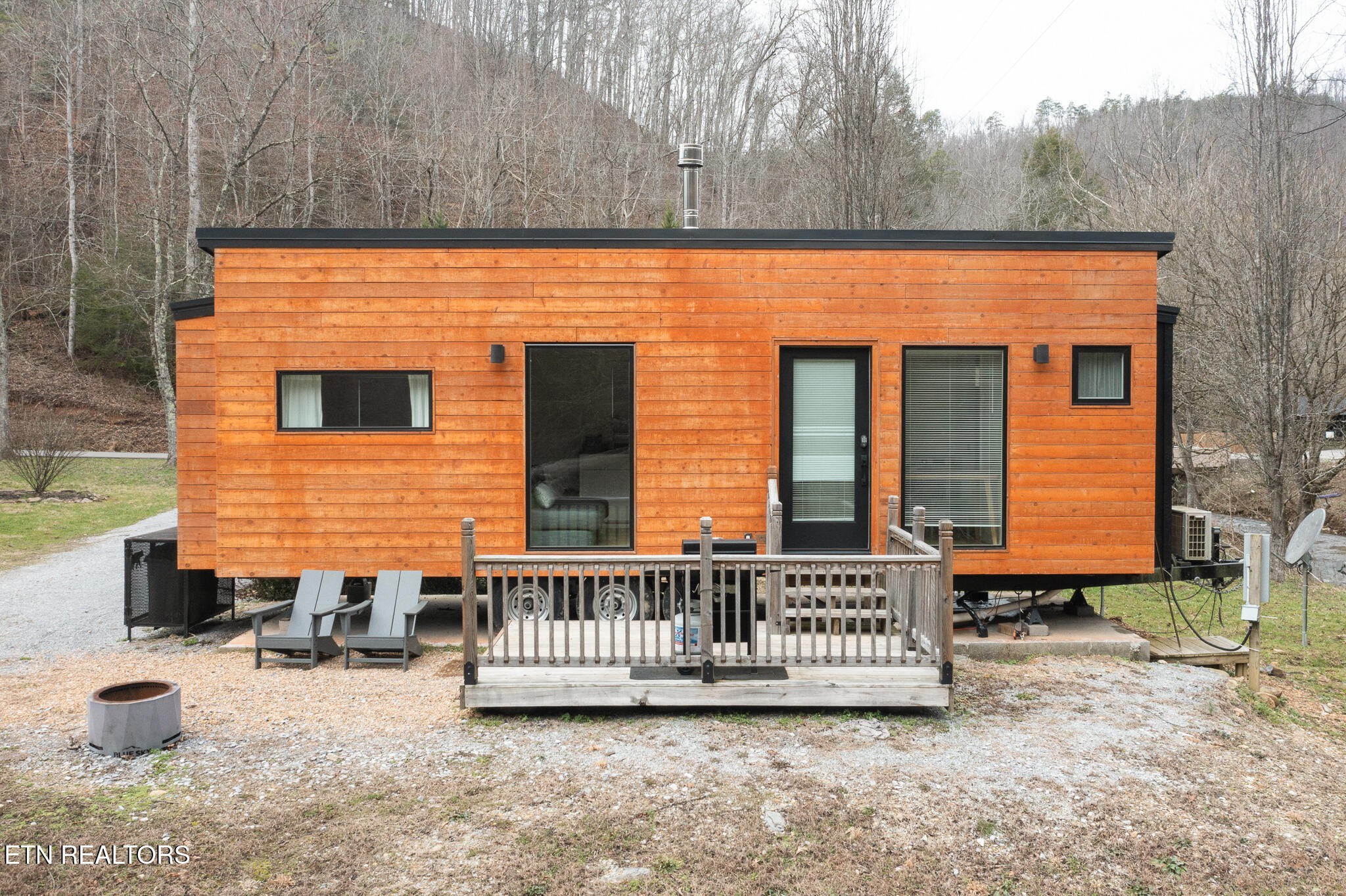 827 Mill Creek Rd Property Photo 4