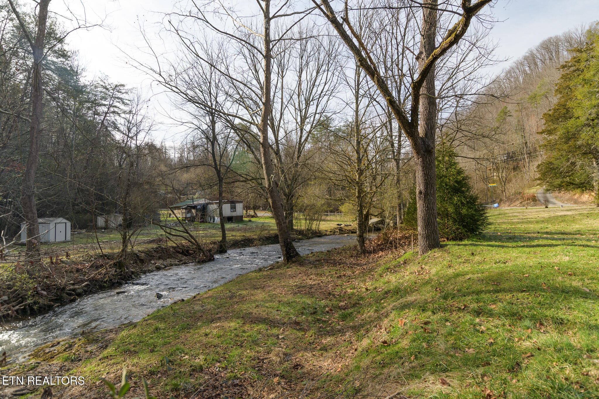 827 Mill Creek Rd Property Photo 23